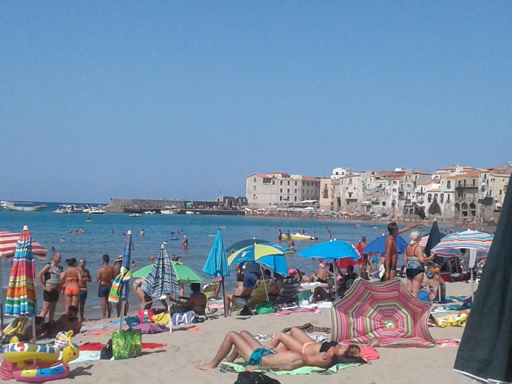 Appartamento Seflonia Cefalù Esterno foto